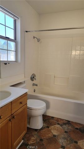 868 Pathfinder Way, Corona, CA 92878