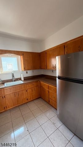 252 N 7Th St, Prospect Park Boro, NJ 07508