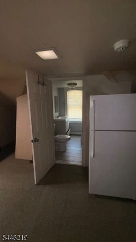 252 N 7Th St, Prospect Park Boro, NJ 07508