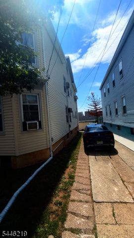 252 N 7Th St, Prospect Park Boro, NJ 07508