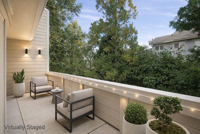 576 W Parr Avenue 9, Los Gatos, CA 95032