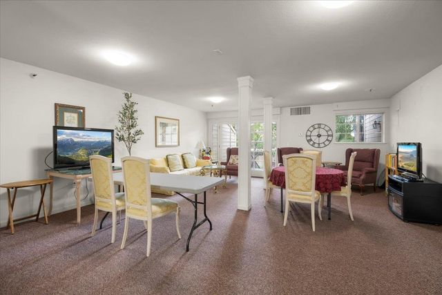 576 W Parr Avenue 9, Los Gatos, CA 95032