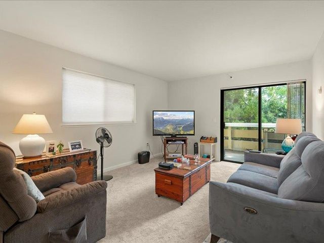 576 W Parr Avenue 9, Los Gatos, CA 95032