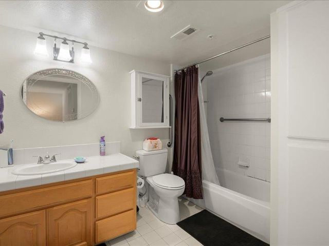 576 W Parr Avenue 9, Los Gatos, CA 95032