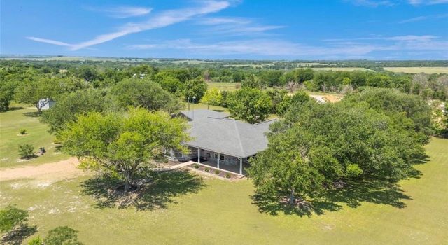 2460 State Highway 95 Highway N, Moulton, TX 77975