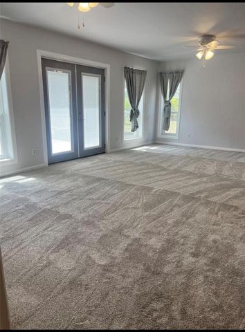 2460 State Highway 95 Highway N, Moulton, TX 77975