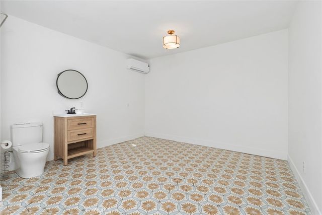 1136 Catalina, Laguna Beach, CA 92651