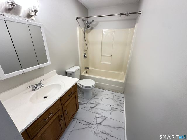 30 Sheila Court 29, Bristol, CT 06010