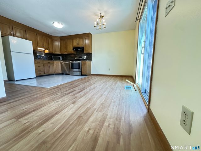 30 Sheila Court 29, Bristol, CT 06010