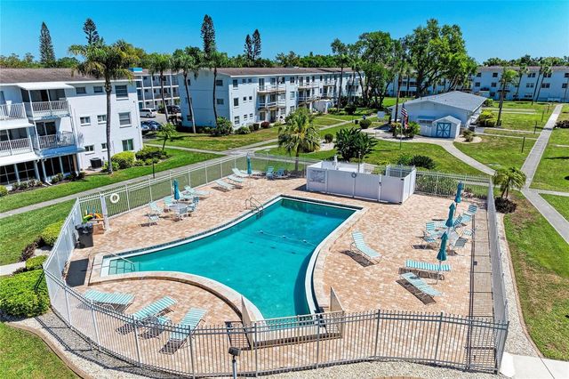 2431 FLAMINGO BOULEVARD K25, Bradenton, FL 34207