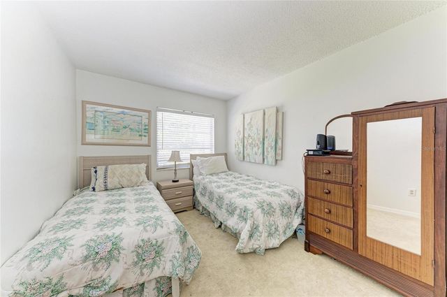 2431 FLAMINGO BOULEVARD K25, Bradenton, FL 34207