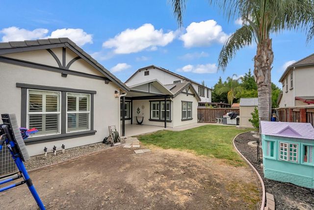 17716 Almond Orchard Way, Lathrop, CA 95330