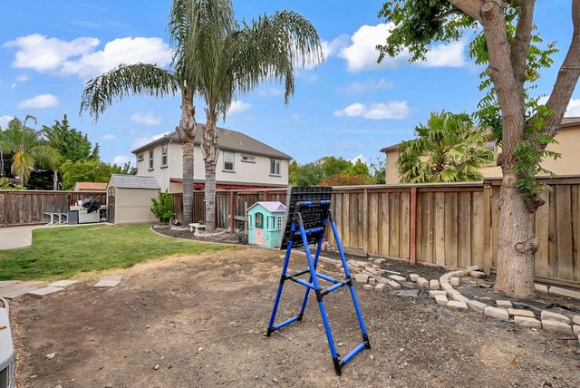 17716 Almond Orchard Way, Lathrop, CA 95330