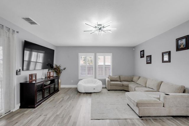 17716 Almond Orchard Way, Lathrop, CA 95330