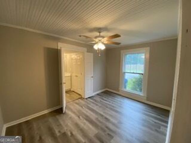232 E 5th Avenue, Winder, GA 30680