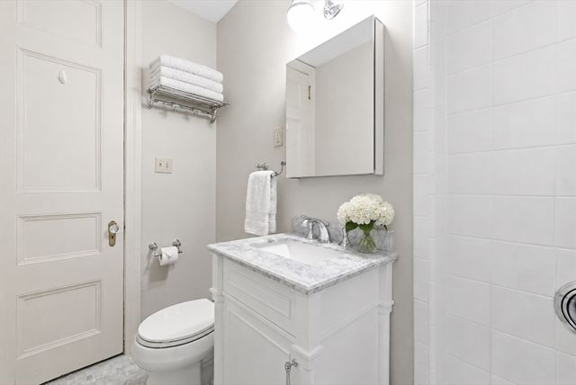 135 Marlborough St 6, Boston, MA 02116