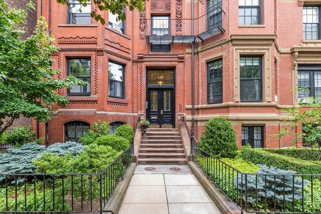135 Marlborough St 6, Boston, MA 02116