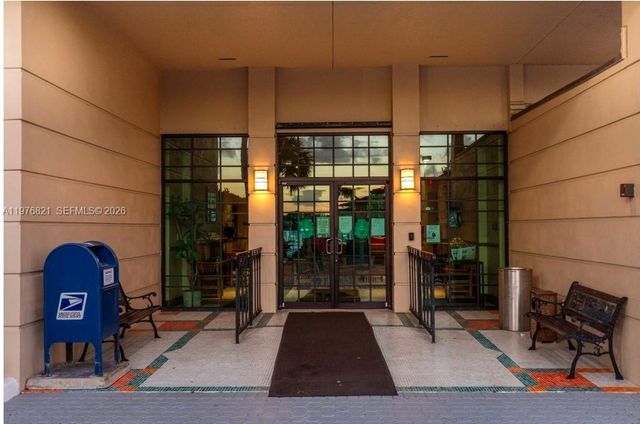 7300 NW 4th Pl 204, Margate, FL 33063