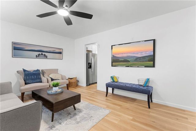 7101 Willow Avenue, Raytown, MO 64133