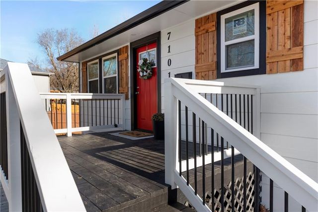 7101 Willow Avenue, Raytown, MO 64133