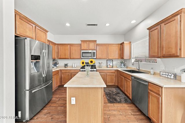 18543 W MISSION Lane, Waddell, AZ 85355