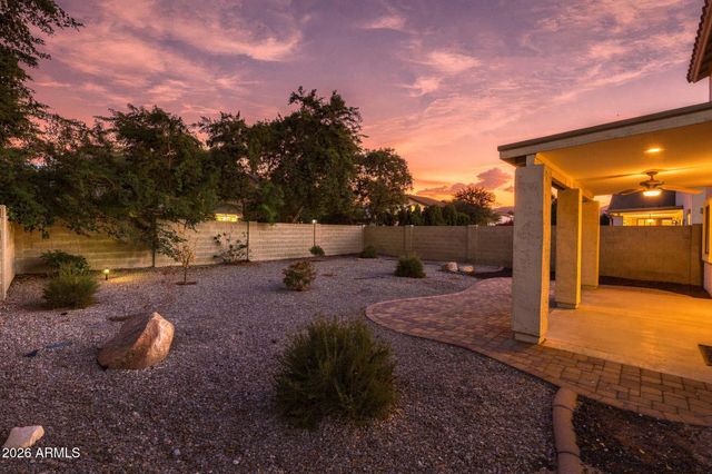 18543 W MISSION Lane, Waddell, AZ 85355