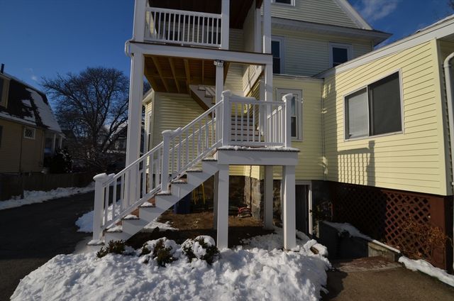 39 Cleveland Street 2, Melrose, MA 02176