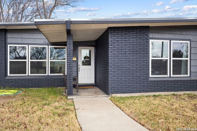 423 Springwood Ln., San Antonio, TX 78216