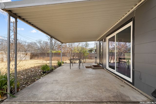 423 Springwood Ln., San Antonio, TX 78216