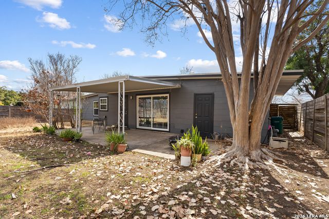 423 Springwood Ln., San Antonio, TX 78216