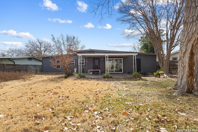 423 Springwood Ln., San Antonio, TX 78216