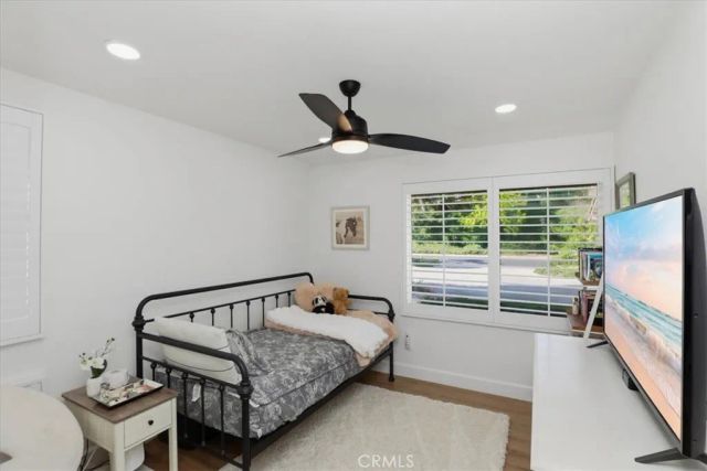 702 Via Zapata, Riverside, CA 92507