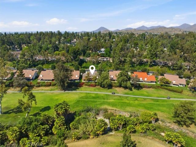 702 Via Zapata, Riverside, CA 92507