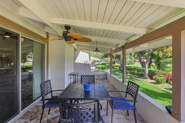 702 Via Zapata, Riverside, CA 92507