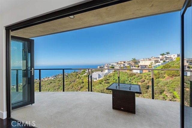 781 Balboa Avenue, Laguna Beach, CA 92651