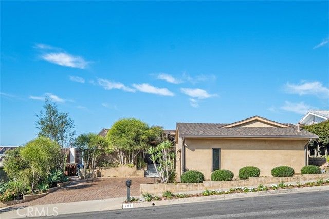 781 Balboa Avenue, Laguna Beach, CA 92651