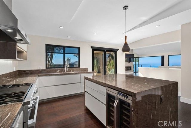 781 Balboa Avenue, Laguna Beach, CA 92651