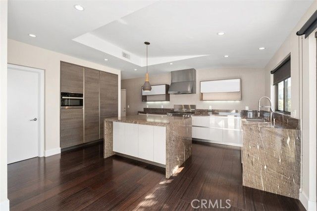 781 Balboa Avenue, Laguna Beach, CA 92651