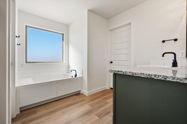 602 E 22nd Street, Wolfforth, TX 79382