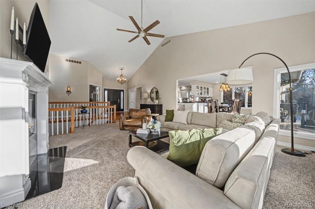 1963 Turnberry Court, Oxford Charter Township, MI 48371