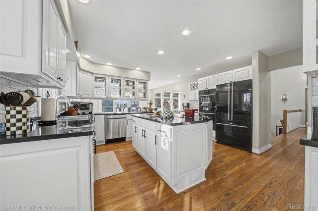 1963 Turnberry Court, Oxford Charter Township, MI 48371