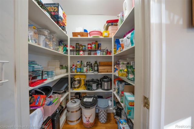 1963 Turnberry Court, Oxford Charter Township, MI 48371