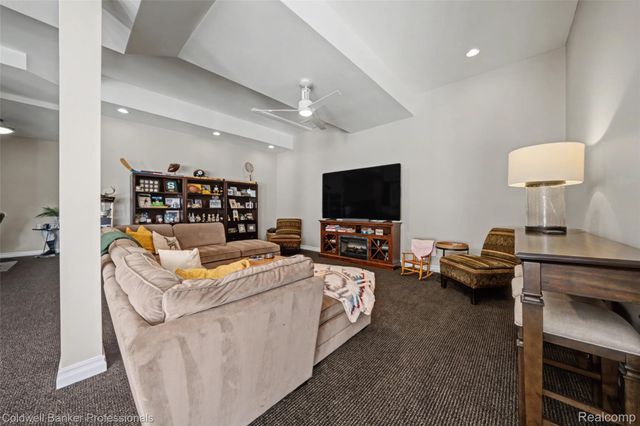 1963 Turnberry Court, Oxford Charter Township, MI 48371