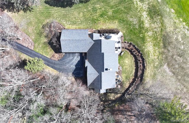 1963 Turnberry Court, Oxford Charter Township, MI 48371