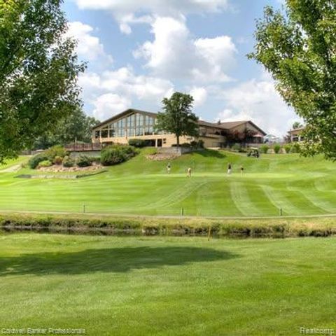 1963 Turnberry Court, Oxford Charter Township, MI 48371