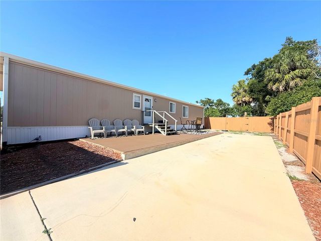 8438 FORMEL AVENUE, Port Richey, FL 34668