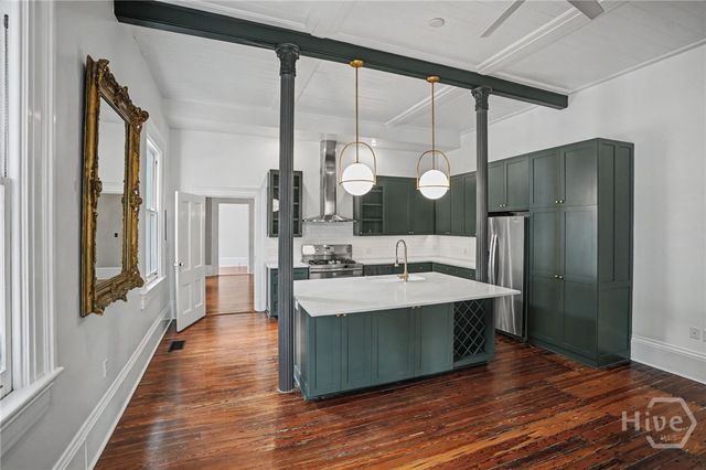 114 W Bolton Street, Savannah, GA 31401