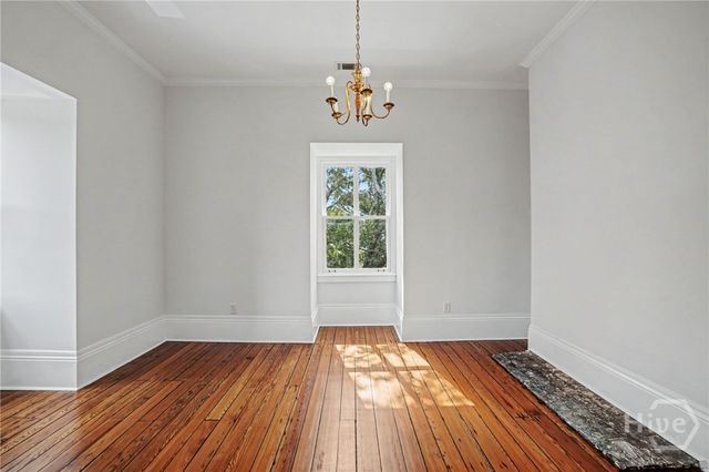 114 W Bolton Street, Savannah, GA 31401