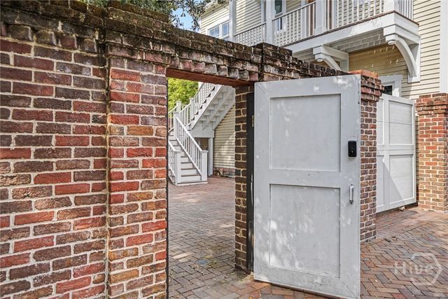 114 W Bolton Street, Savannah, GA 31401