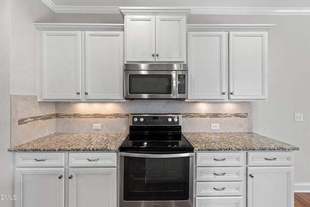 6201 Hirondelle Court, Holly Springs, NC 27540